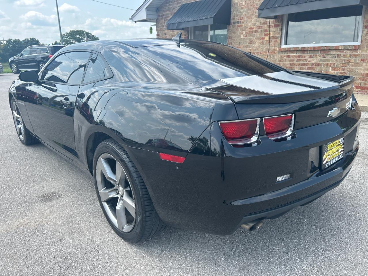 Chevrolet Camaro 2dr Cpe 2LT 2011