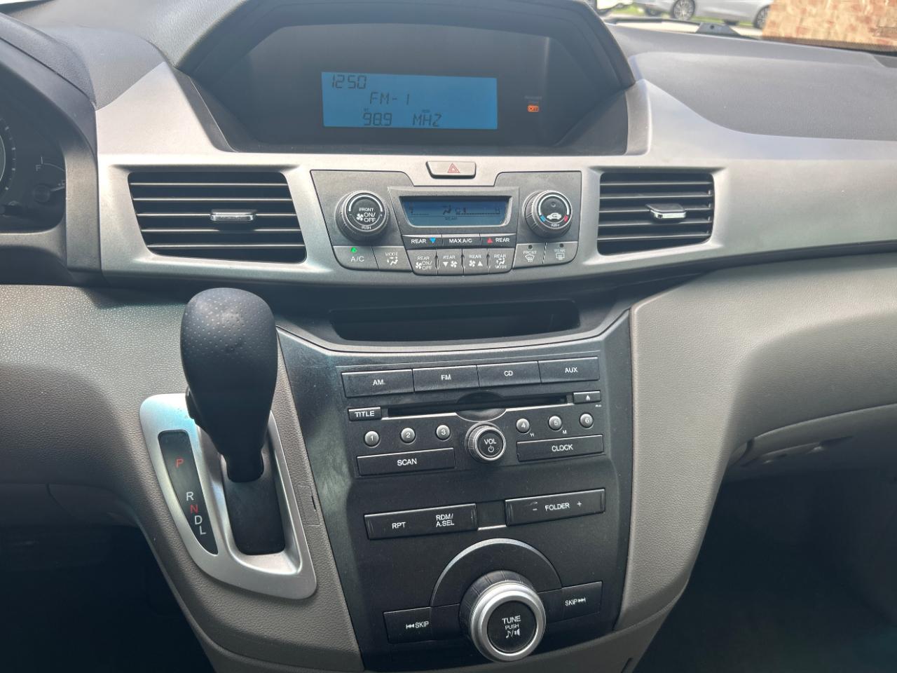 Honda Odyssey 5dr LX 2012