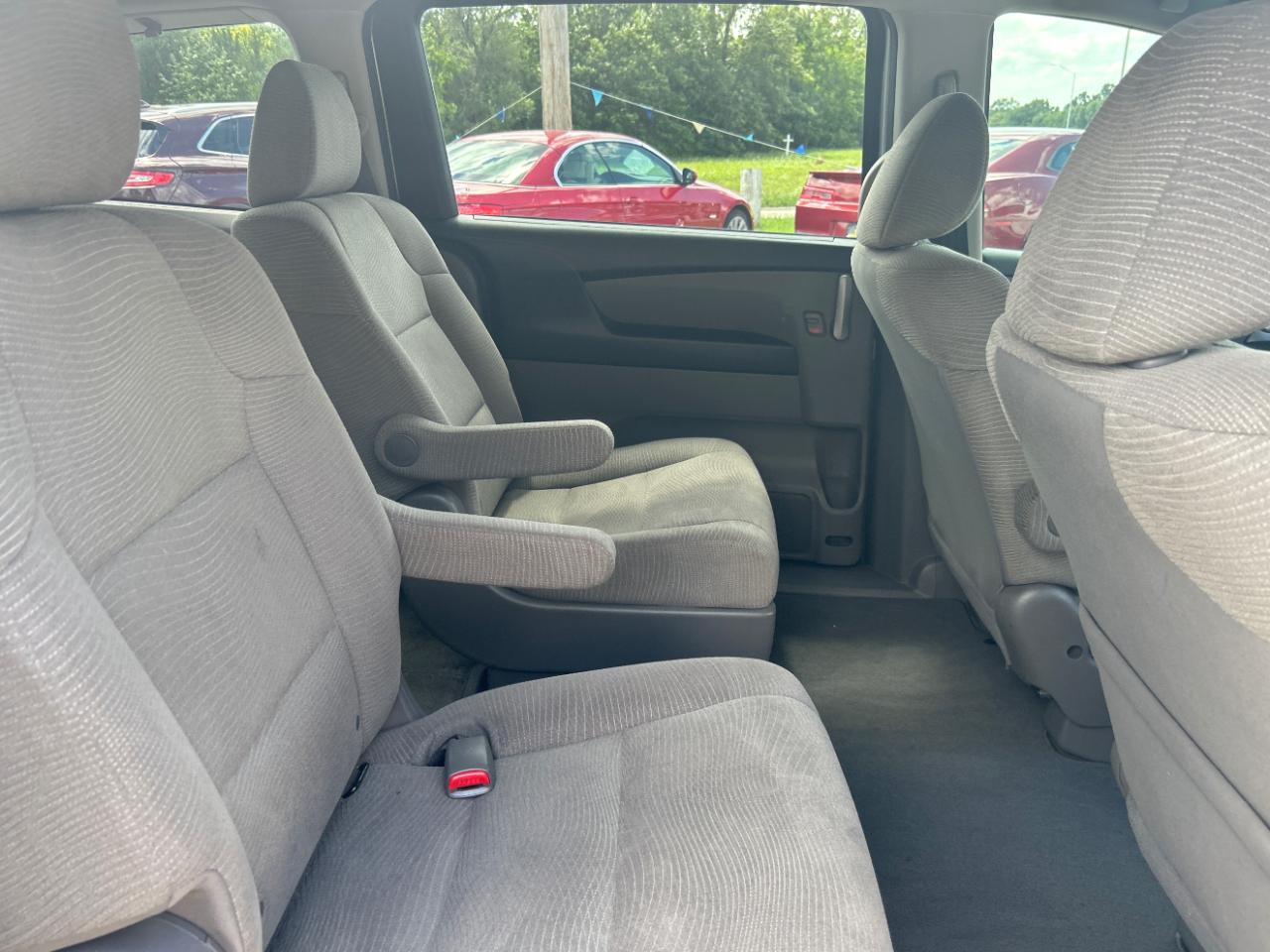 Honda Odyssey 5dr LX 2012