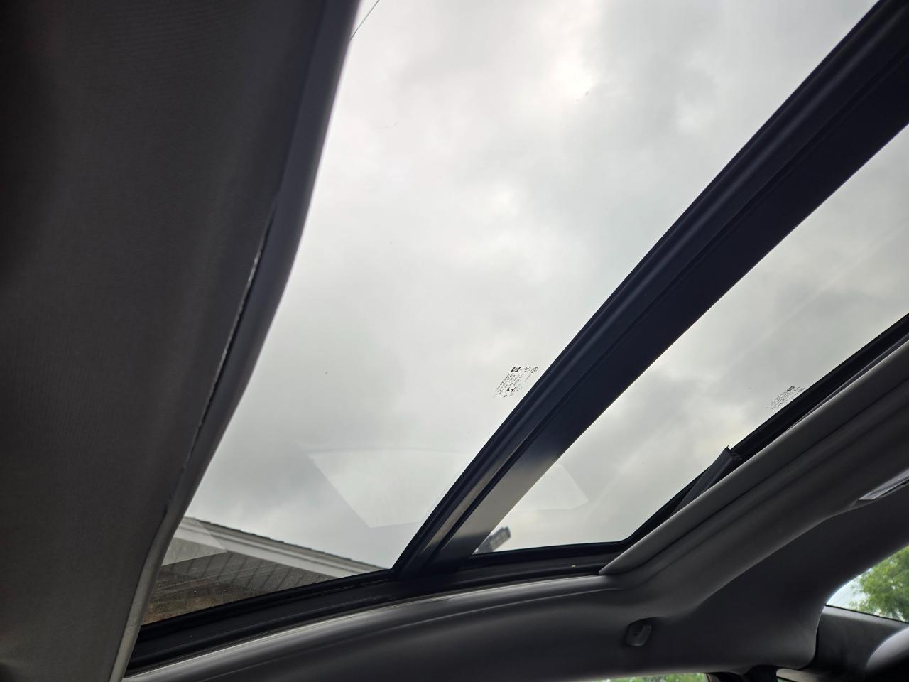 Chevrolet Malibu 4dr Sdn Premier w/2LZ 2017