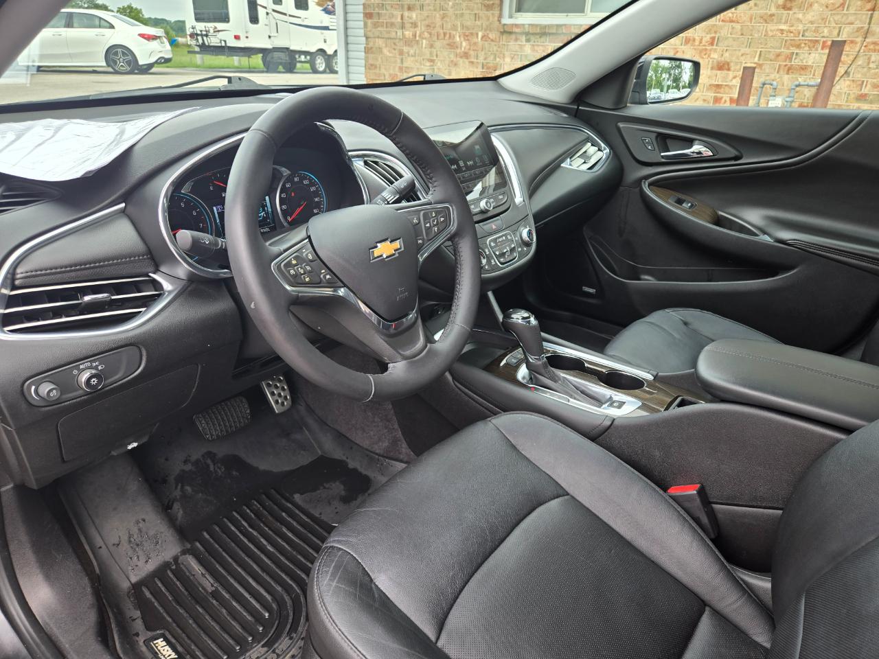 Chevrolet Malibu 4dr Sdn Premier w/2LZ 2017