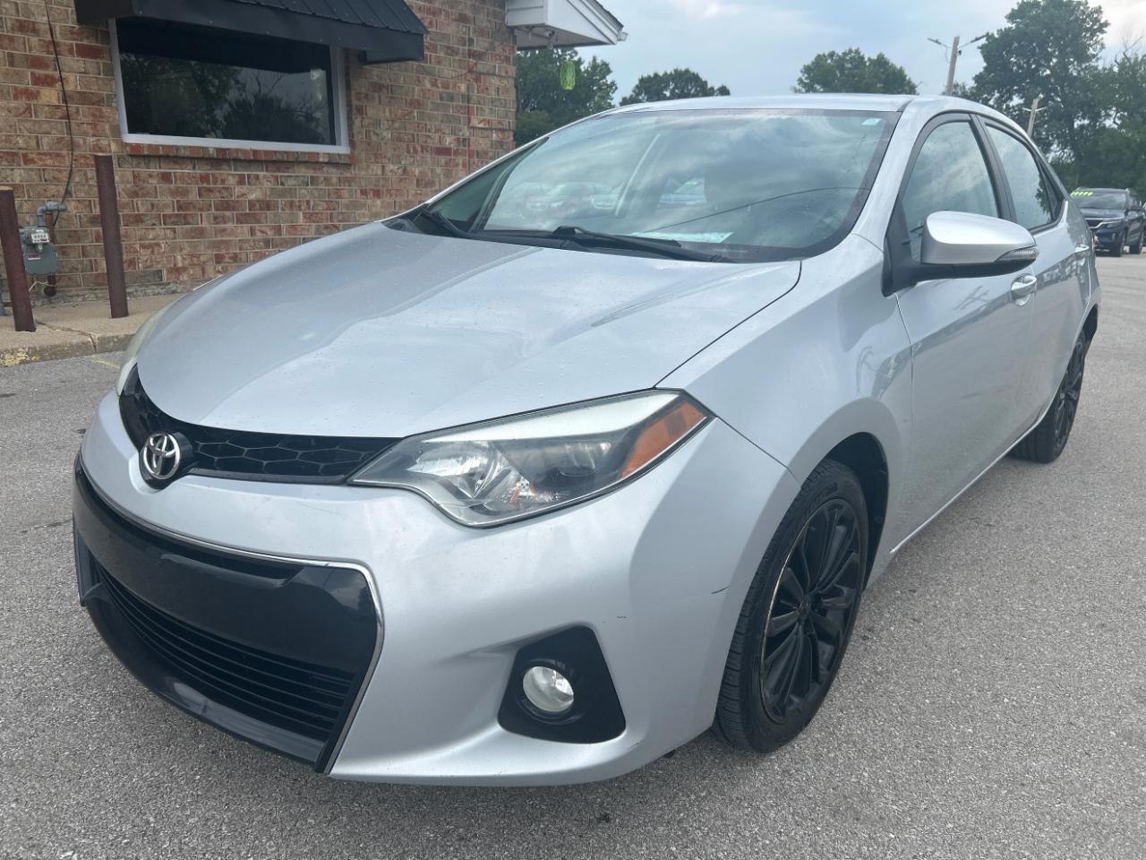 2014 Toyota Corolla 4dr Sedan Auto
