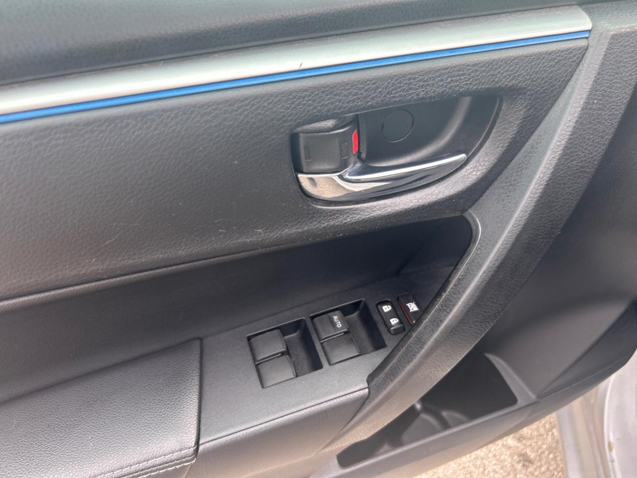 Toyota Corolla 4dr Sedan Auto 2014