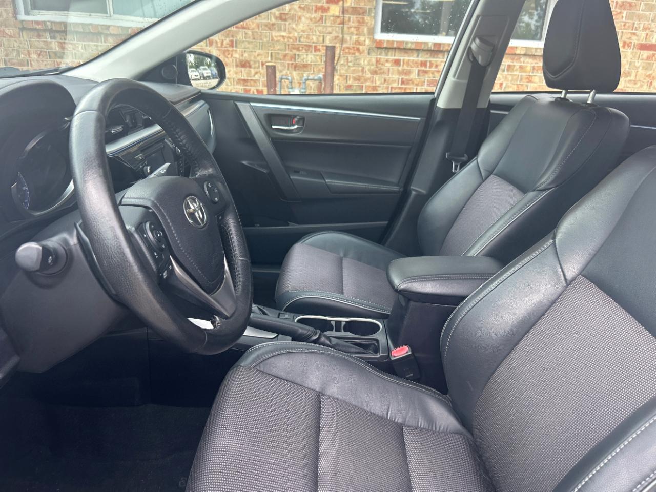Toyota Corolla 4dr Sedan Auto 2014
