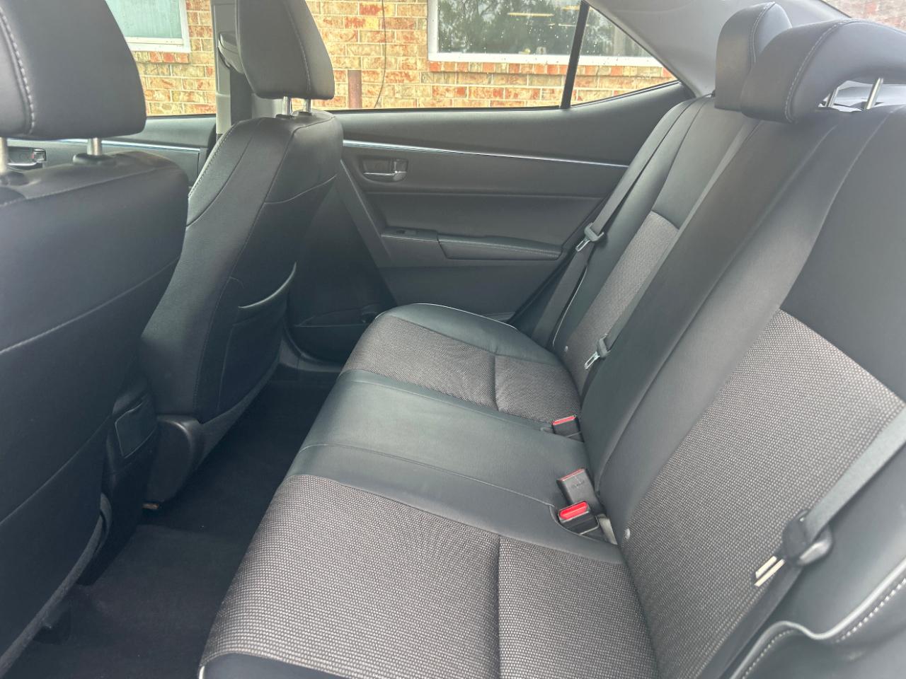 Toyota Corolla 4dr Sedan Auto 2014