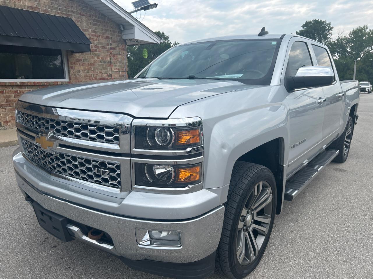 2015 Chevrolet Silverado 1500 4WD Crew Cab 143.5" LTZ w/1LZ