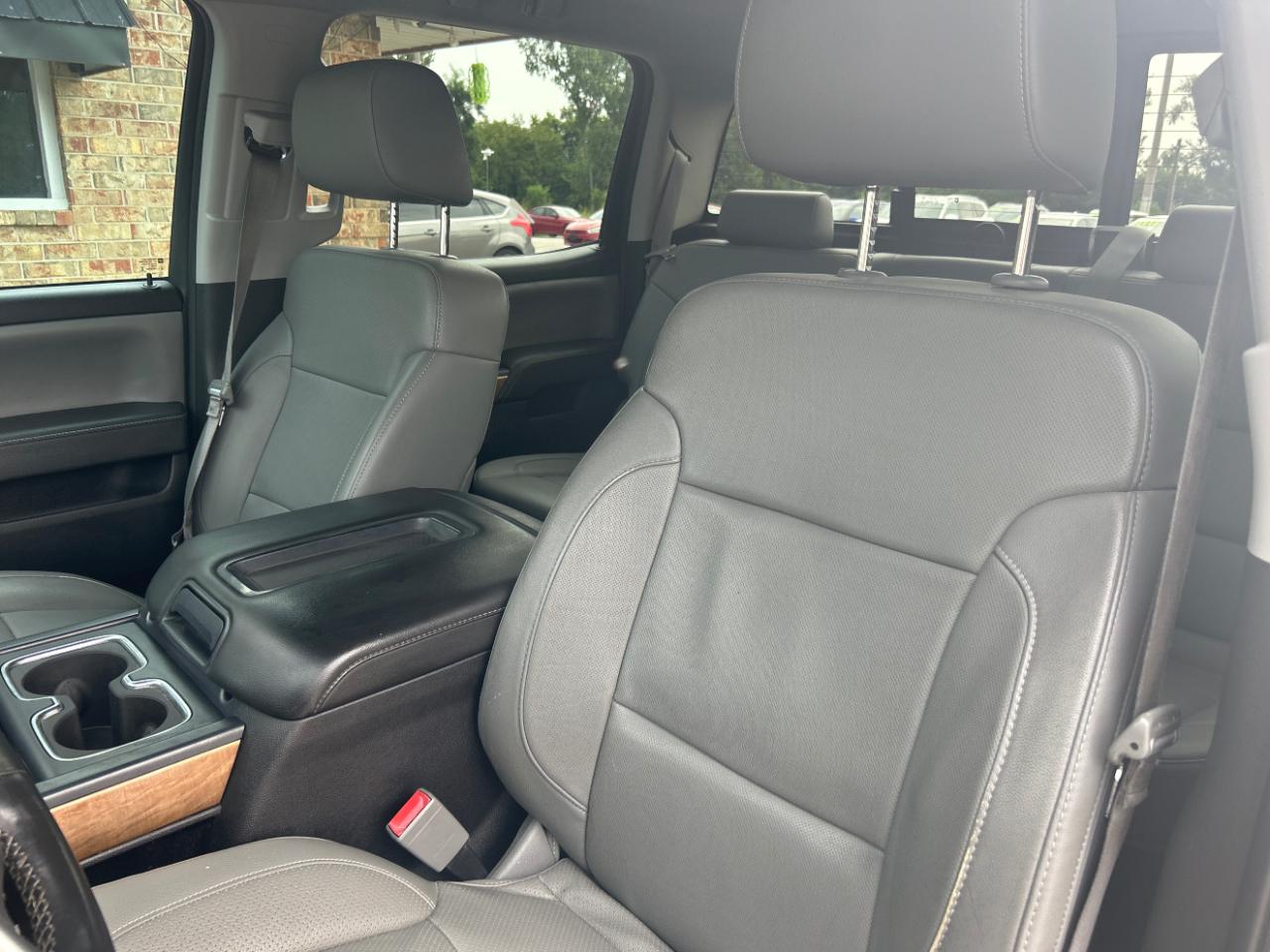 Chevrolet Silverado 1500 4WD Crew Cab 143.5" LTZ w/1LZ 2015