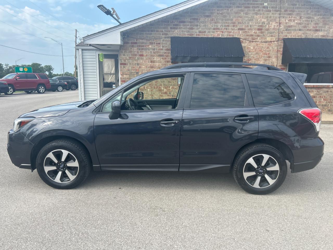 Subaru Forester Premium AWD 2017