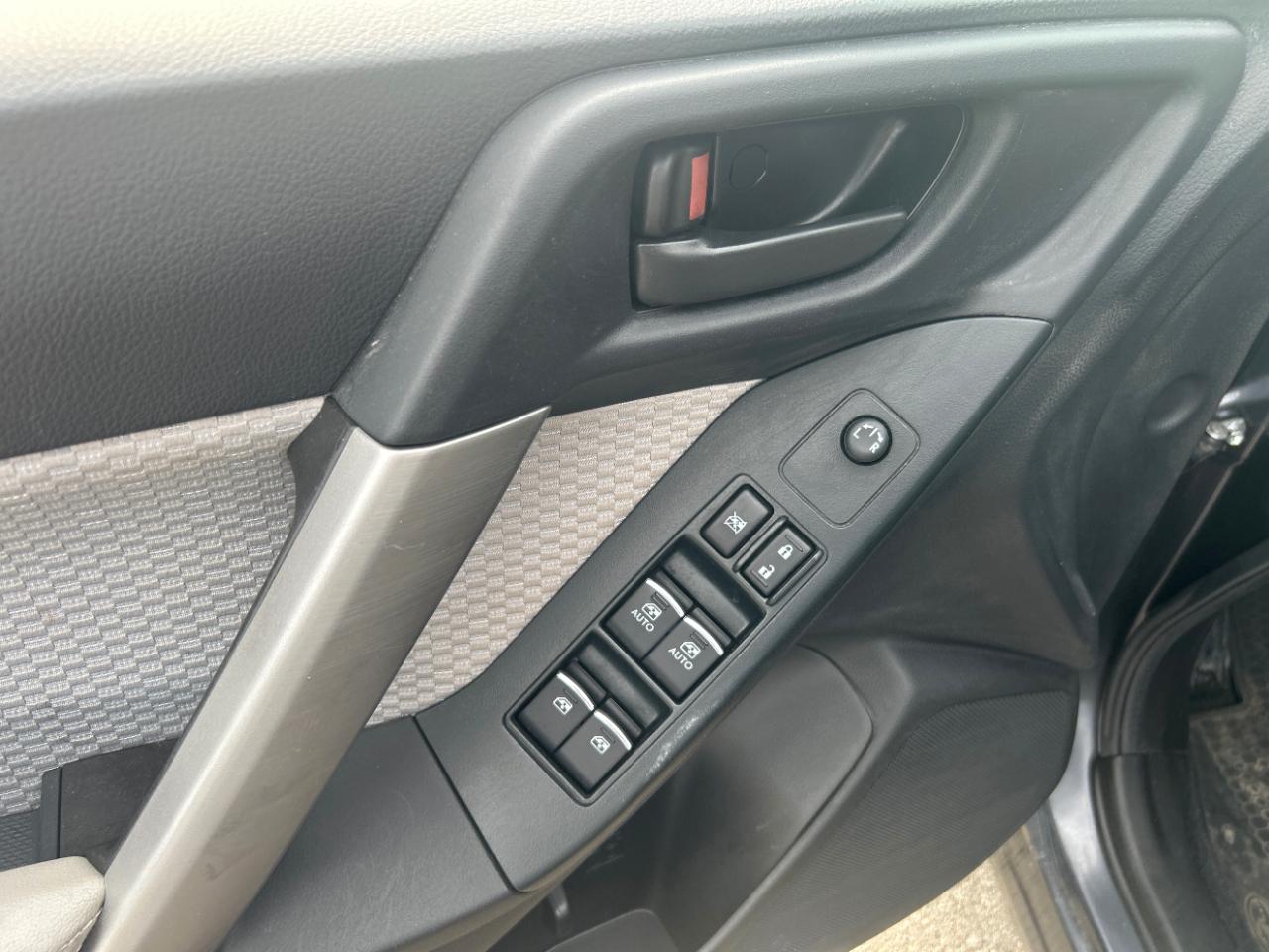 Subaru Forester Premium AWD 2017