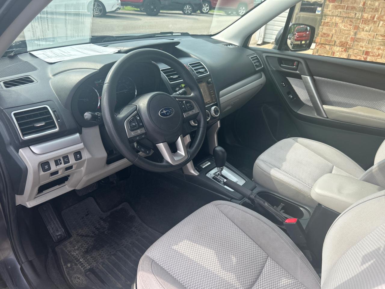 Subaru Forester Premium AWD 2017