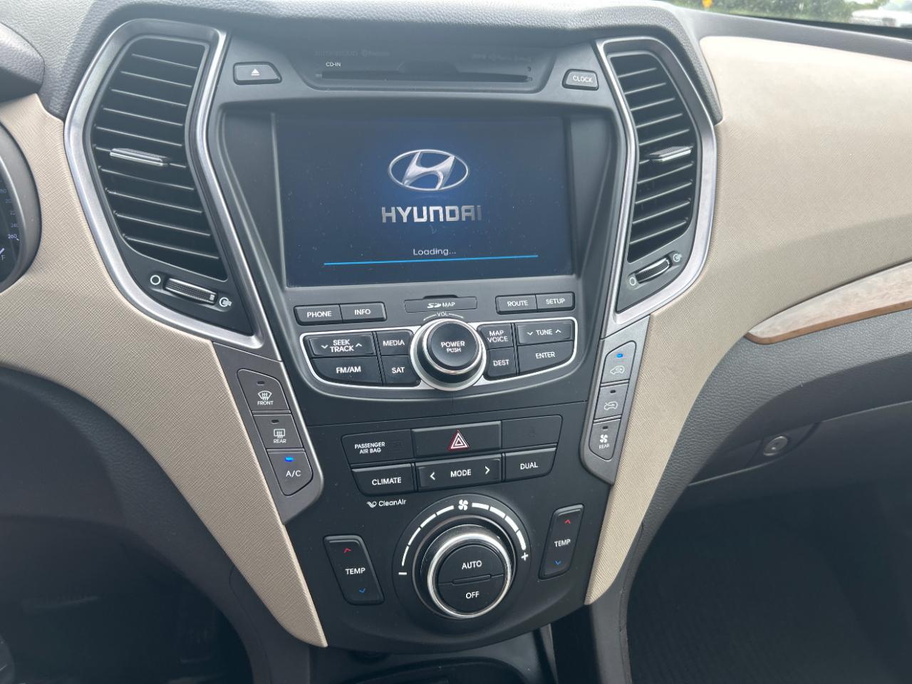 Hyundai Santa Fe FWD 4dr GLS 2013