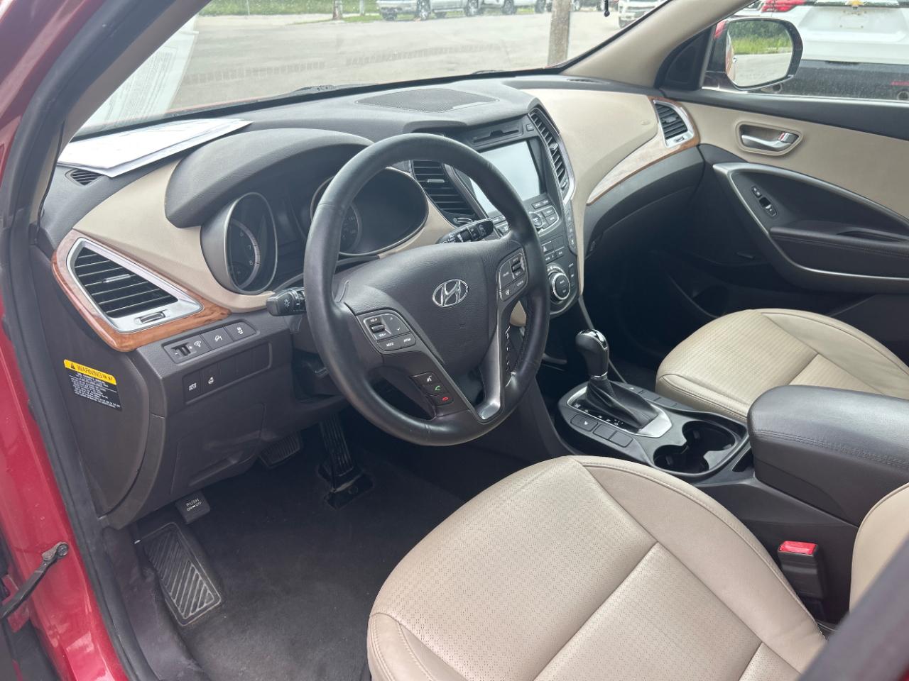 Hyundai Santa Fe FWD 4dr GLS 2013