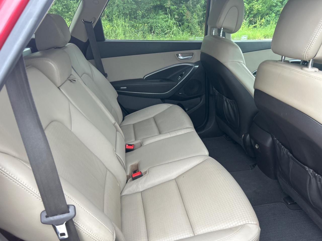 Hyundai Santa Fe FWD 4dr GLS 2013