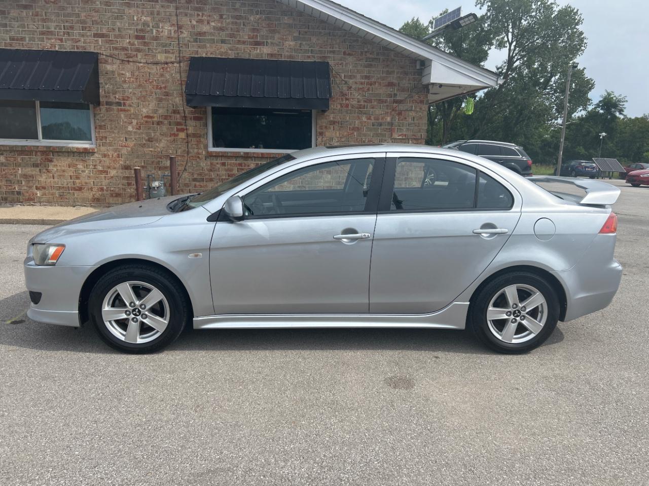 Mitsubishi Lancer ES 4D Sedan 2009