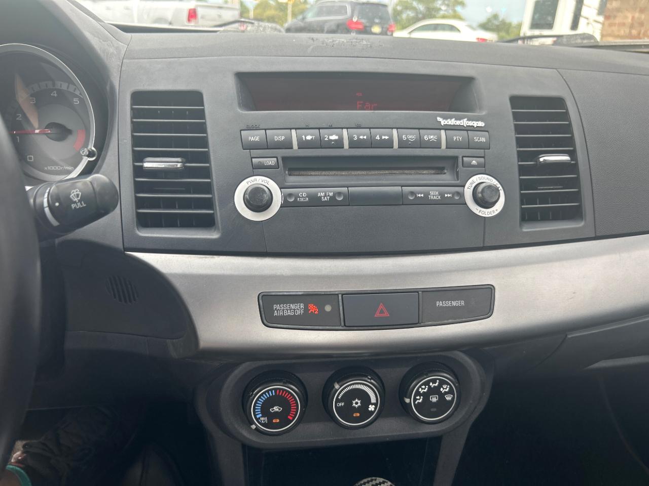Mitsubishi Lancer ES 4D Sedan 2009