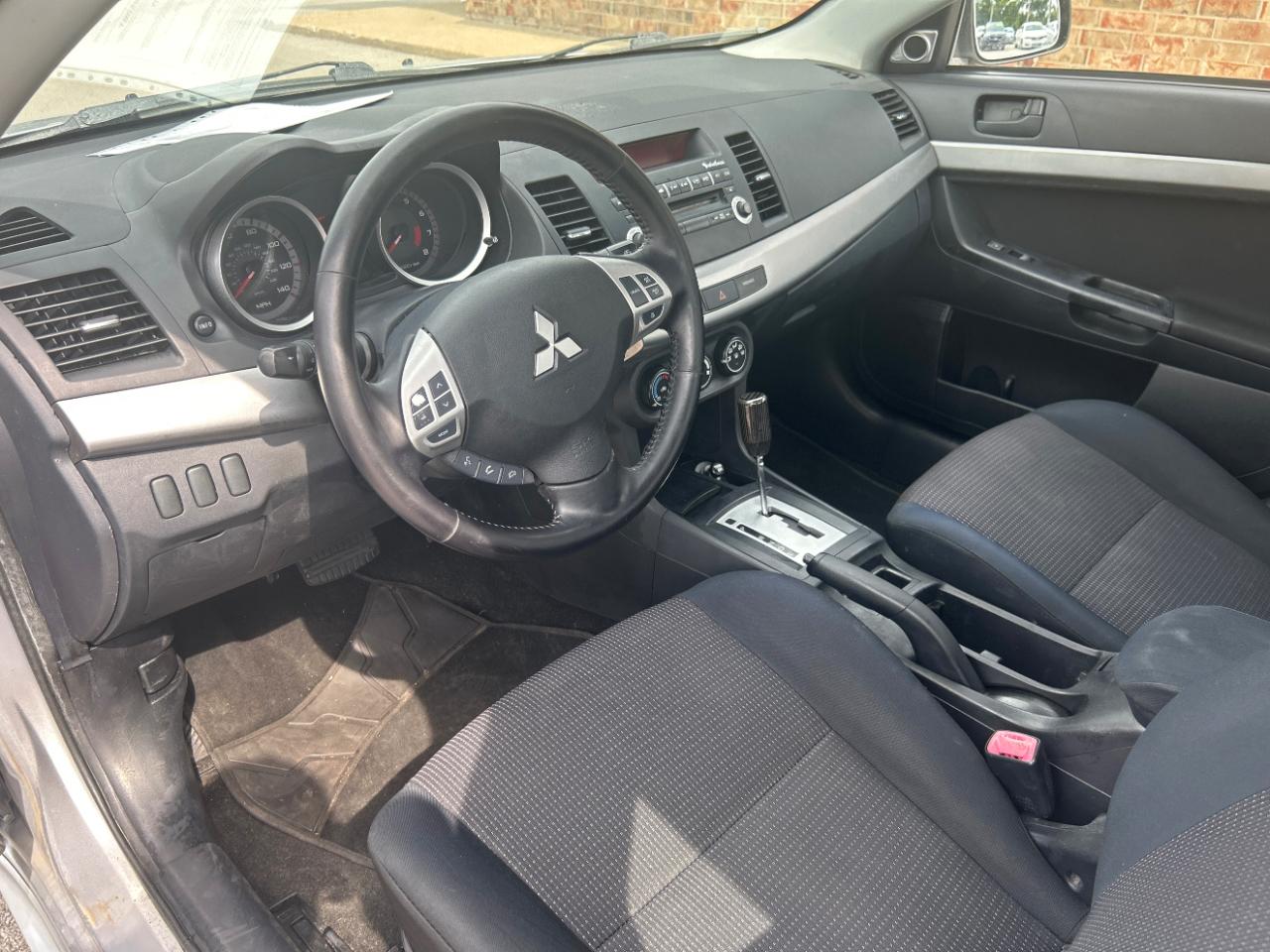 Mitsubishi Lancer ES 4D Sedan 2009