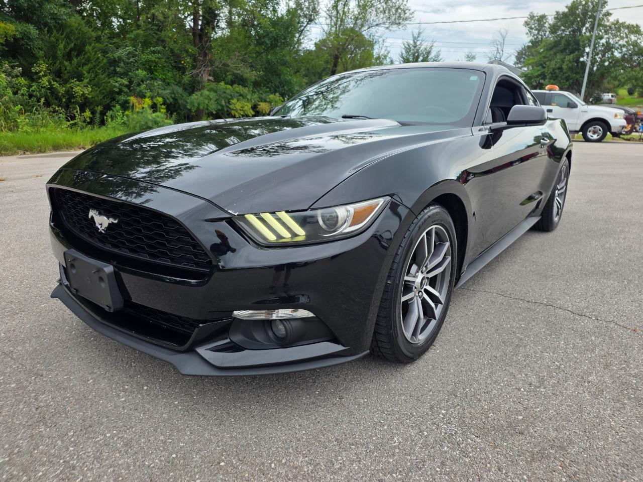 Ford Mustang EcoBoost Fastback 2017