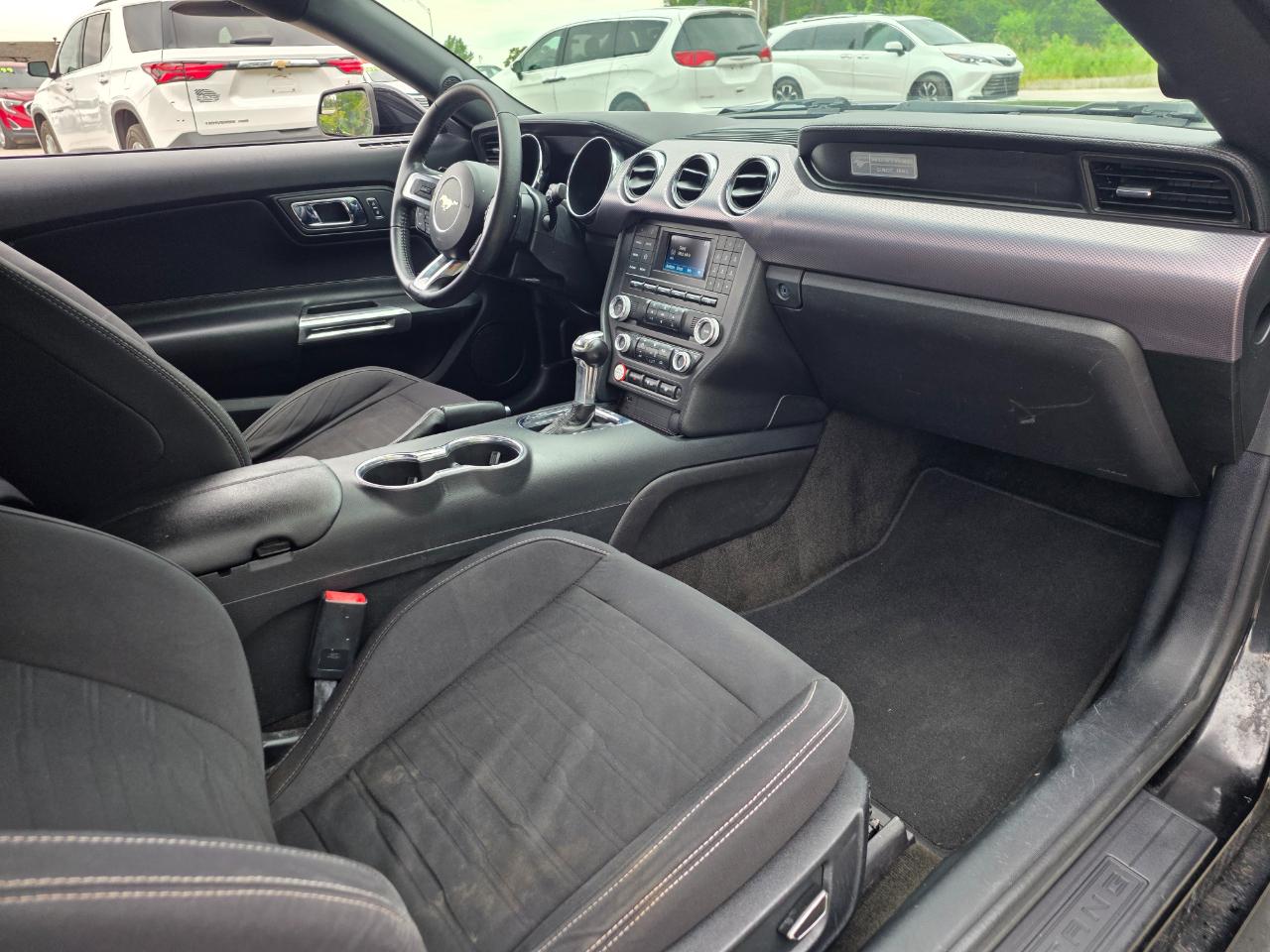 Ford Mustang EcoBoost Fastback 2017