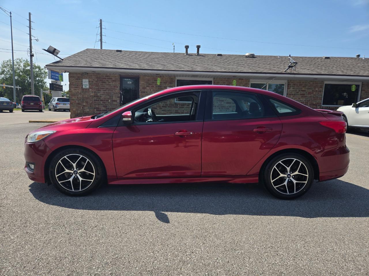 Ford Focus 4dr Sdn SE 2015