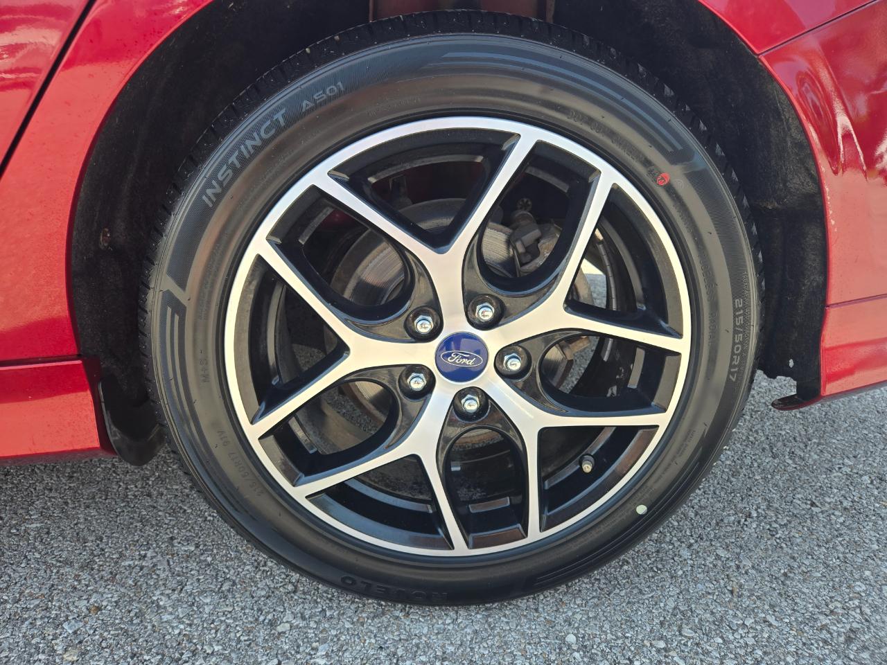 Ford Focus 4dr Sdn SE 2015