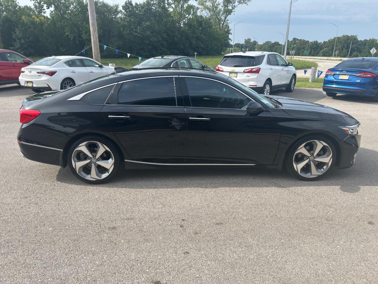 Honda Accord Sedan Touring 2.0T Auto 2020