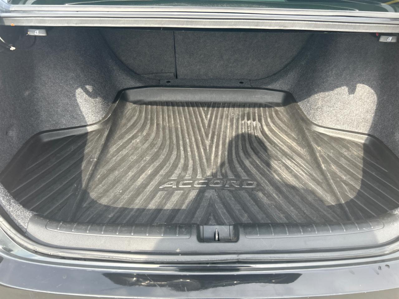 Honda Accord Sedan Touring 2.0T Auto 2020
