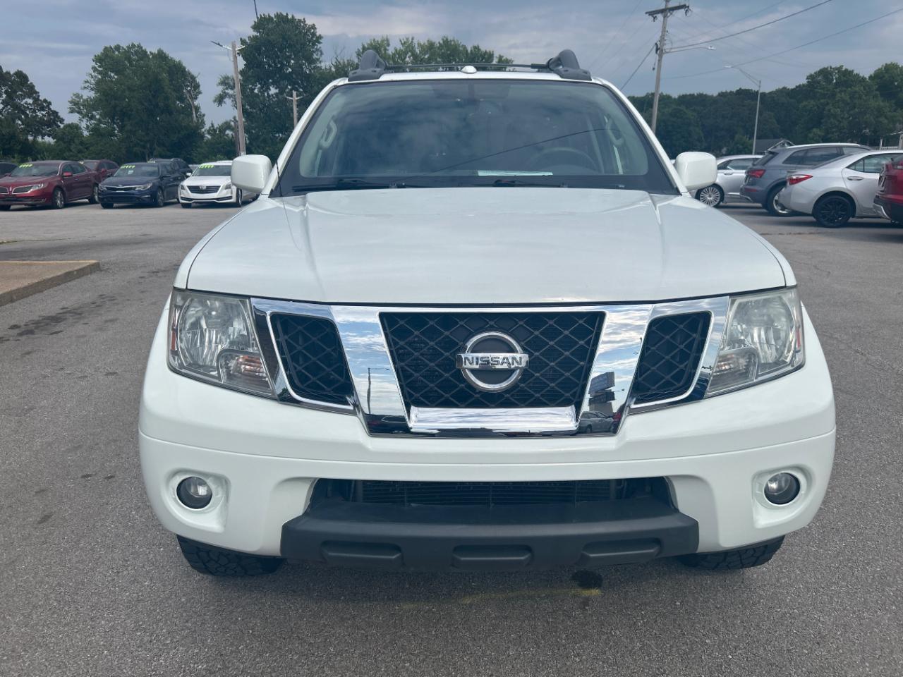 Nissan Frontier 4WD Crew Cab SWB Auto PRO-4X 2016
