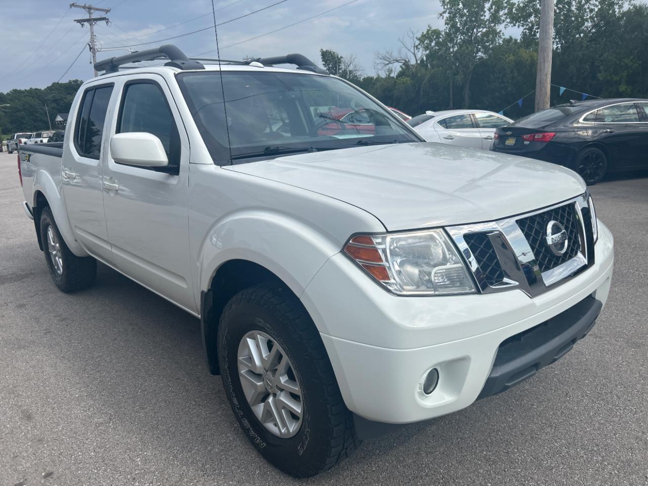 Nissan Frontier 4WD Crew Cab SWB Auto PRO-4X 2016
