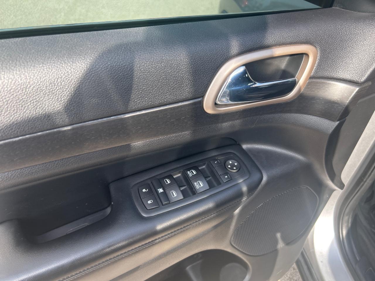 Jeep Grand Cherokee Laredo 4x2 2017