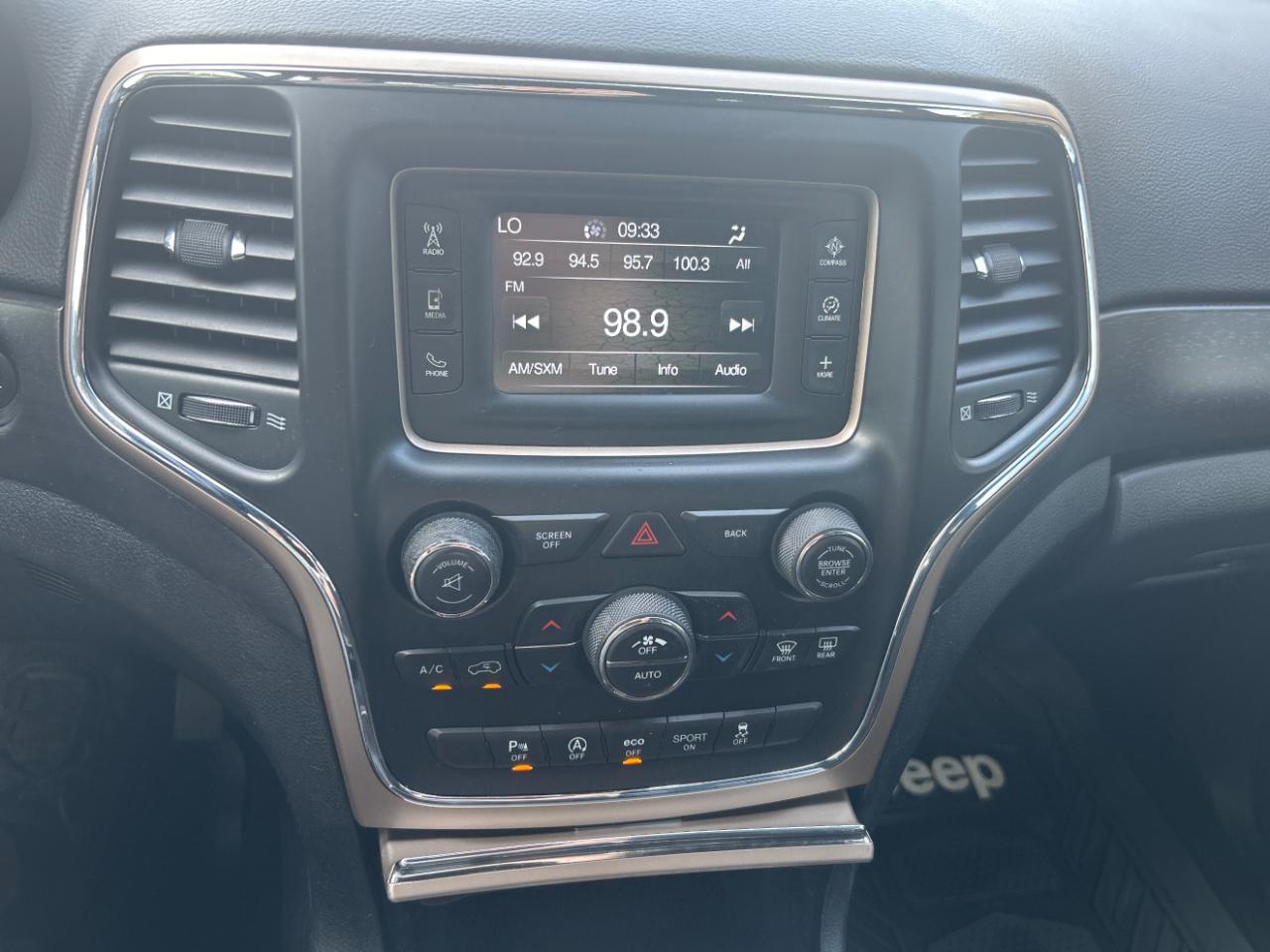 Jeep Grand Cherokee Laredo 4x2 2017