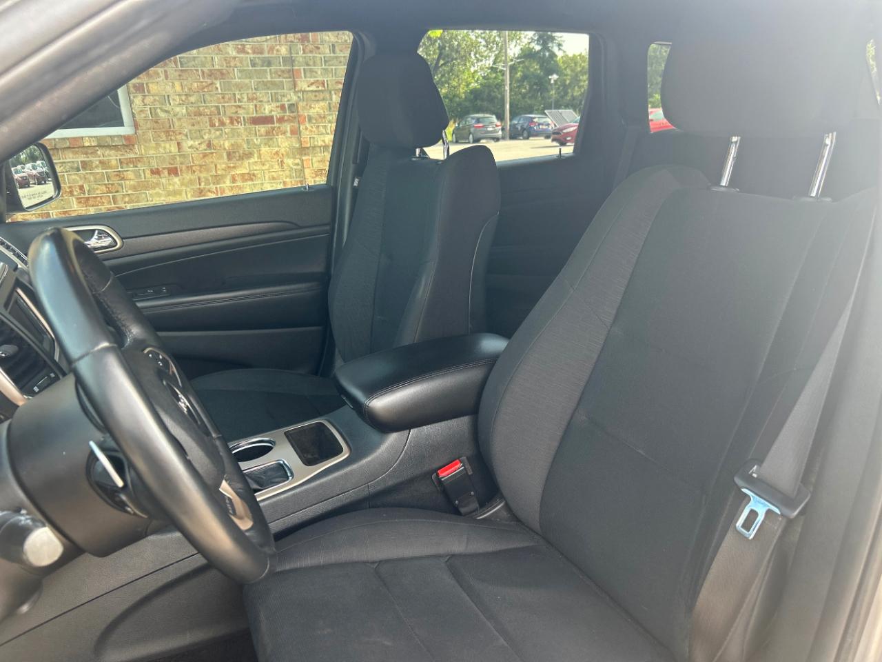 Jeep Grand Cherokee Laredo 4x2 2017