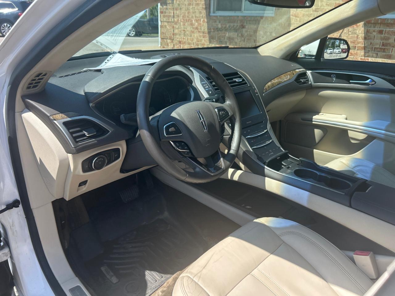 Lincoln MKZ 4dr Sdn AWD 2016