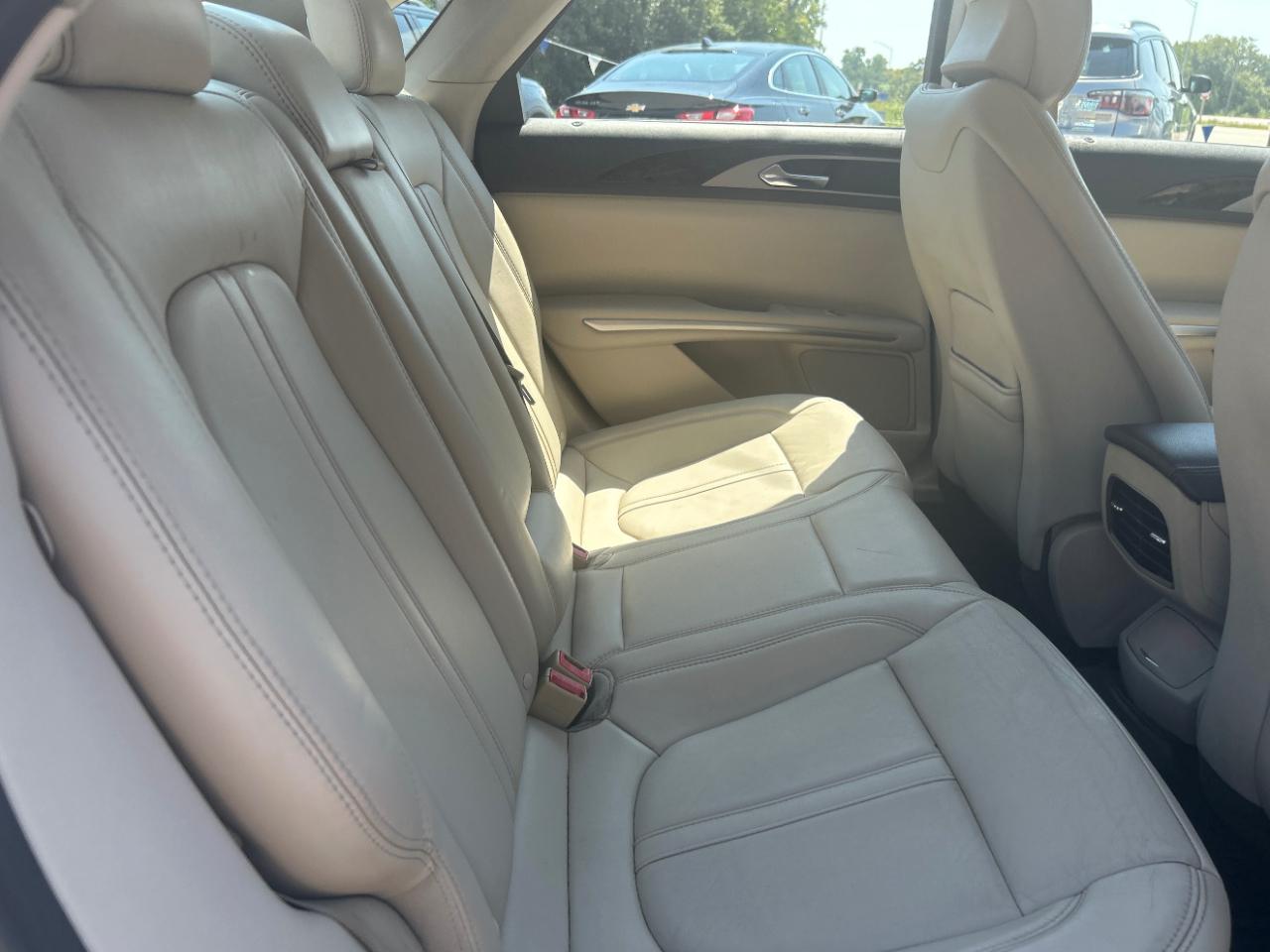 Lincoln MKZ 4dr Sdn AWD 2016
