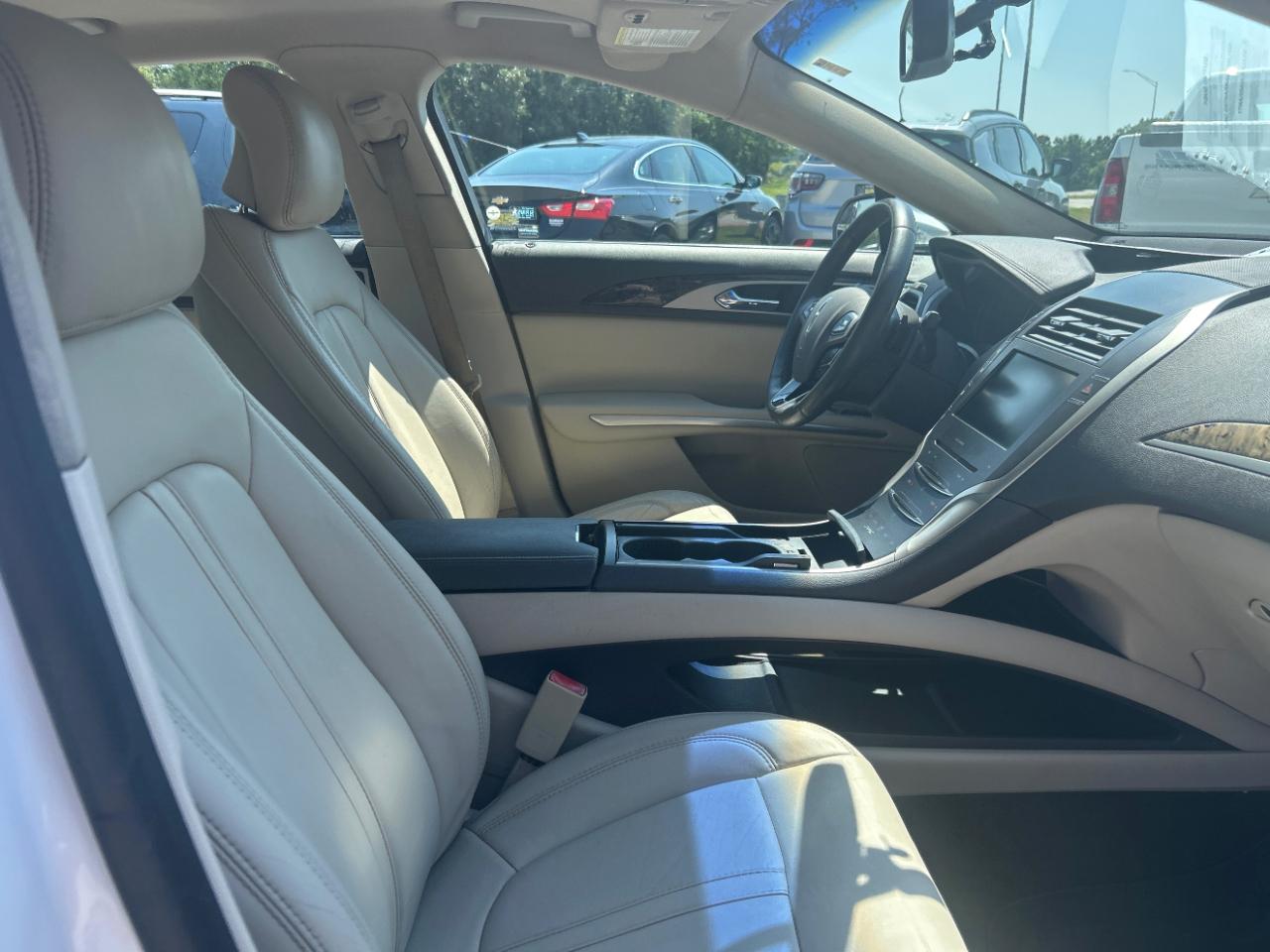 Lincoln MKZ 4dr Sdn AWD 2016