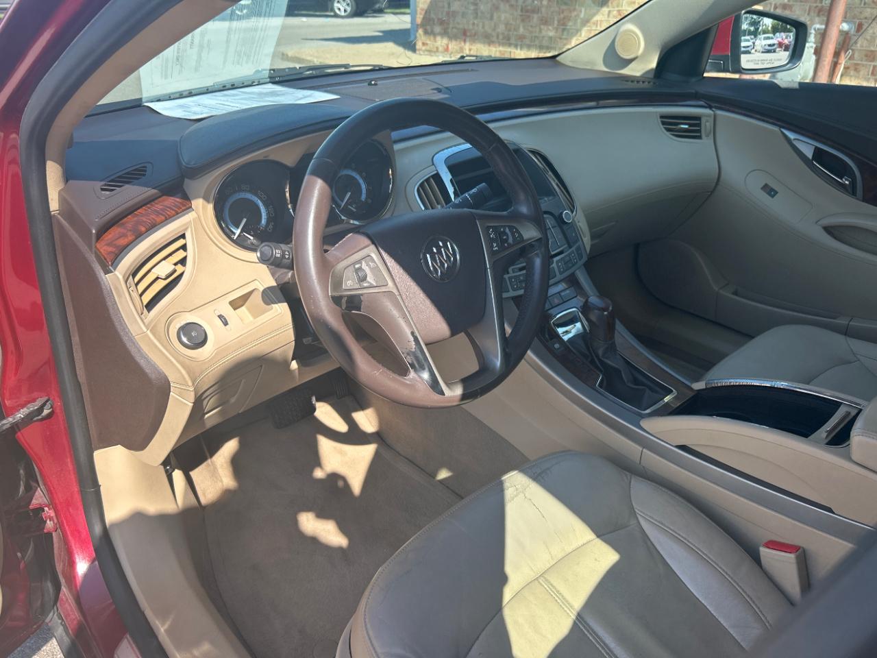 Buick LaCrosse 4dr Sdn CXL FWD 2011