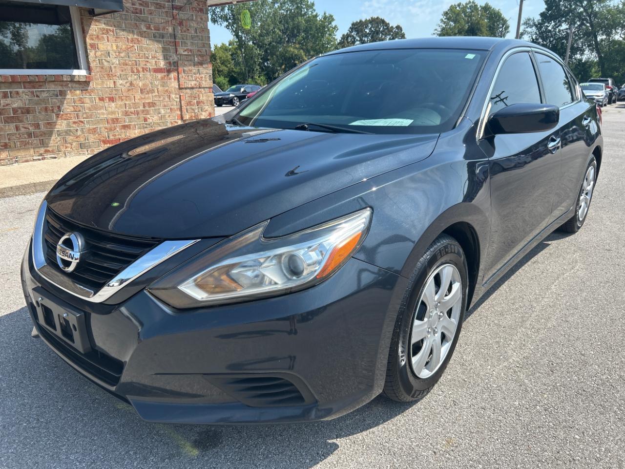 Nissan Altima 4dr Sdn I4 2.5 S 2016