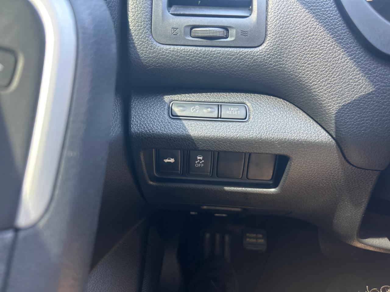 Nissan Altima 4dr Sdn I4 2.5 S 2016