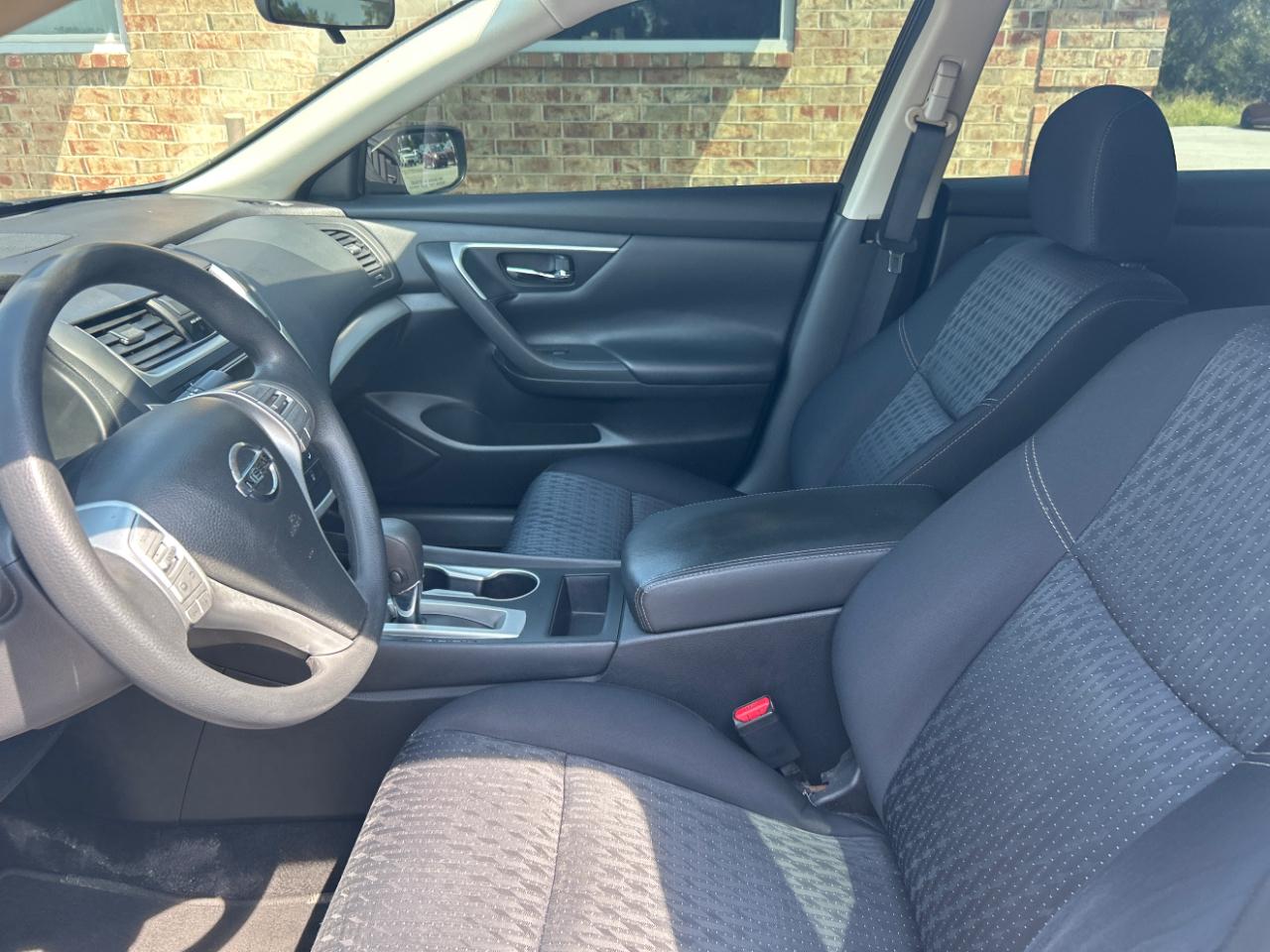 Nissan Altima 4dr Sdn I4 2.5 S 2016
