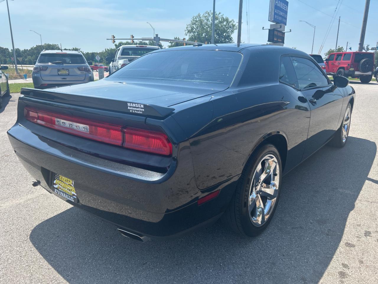 Dodge Challenger 2dr Cpe R/T 2011