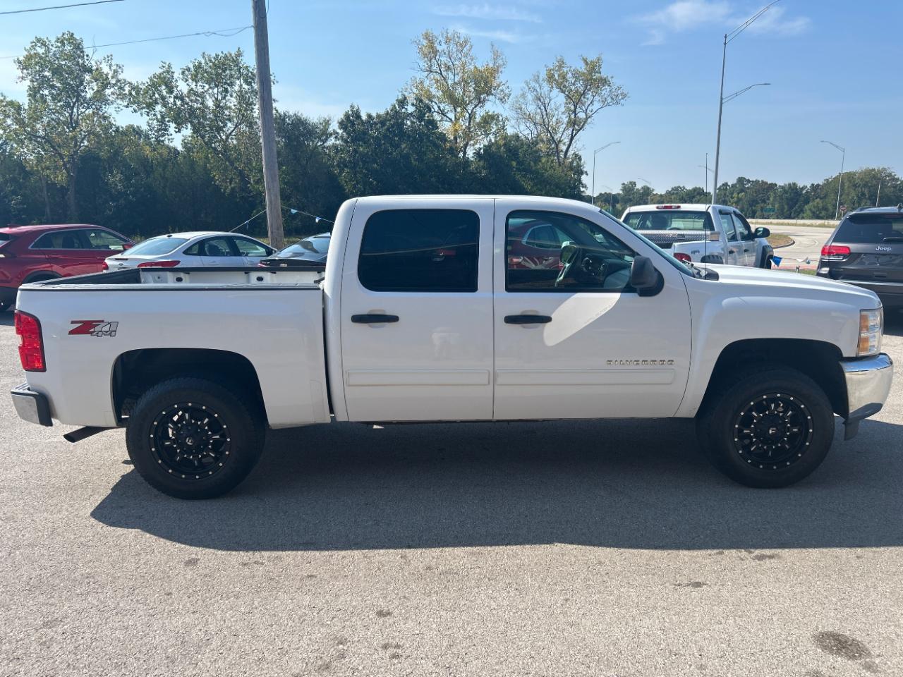 Chevrolet Silverado 1500 4WD Crew Cab 143.5" LT 2012
