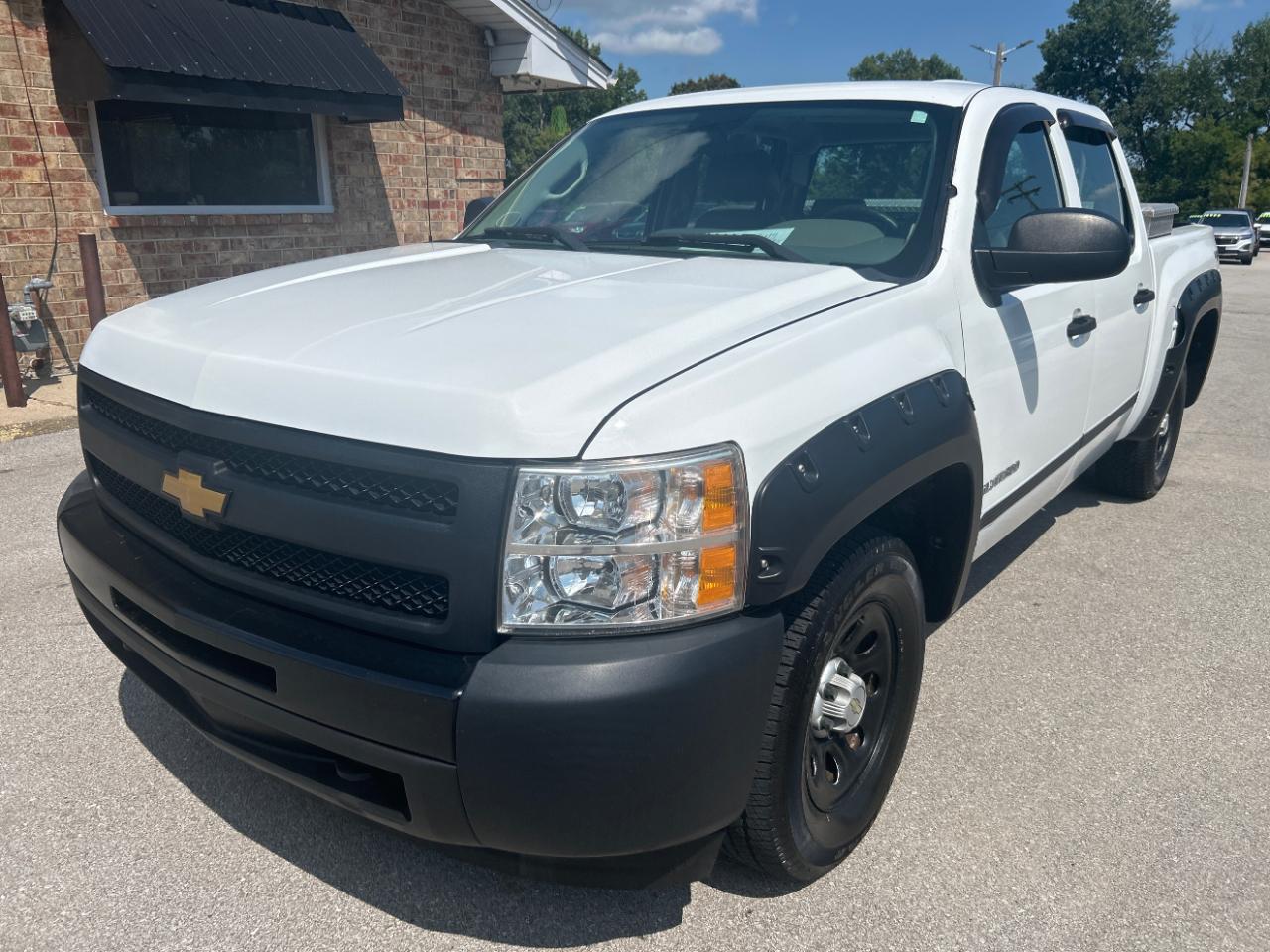 2013 Chevrolet Silverado 1500 4WD Crew Cab 143.5" Work Truck