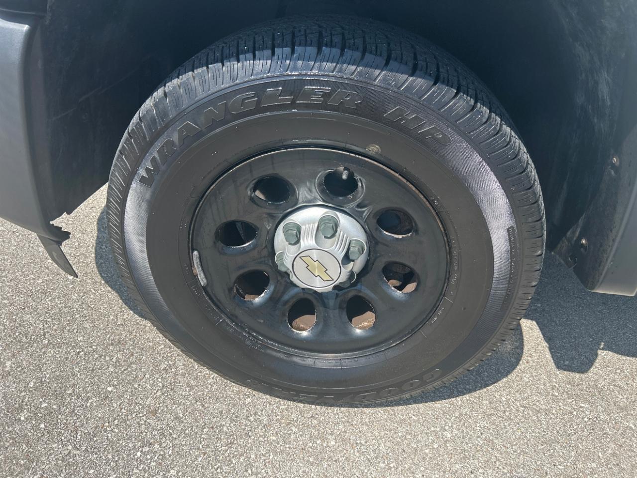 Chevrolet Silverado 1500 4WD Crew Cab 143.5" Work Truck 2013