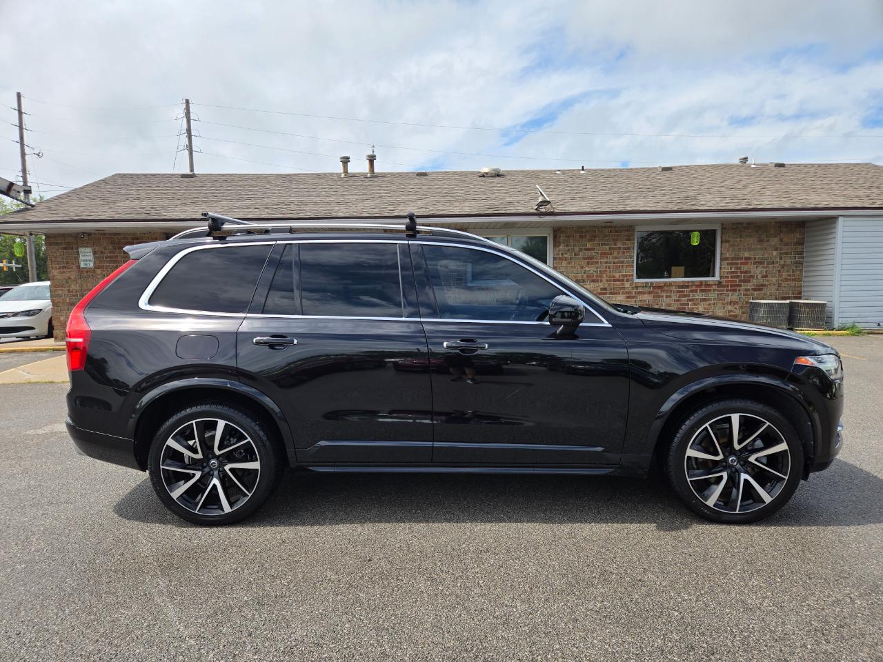 Volvo XC90 T6 AWD 7-Passenger Momentum 2018