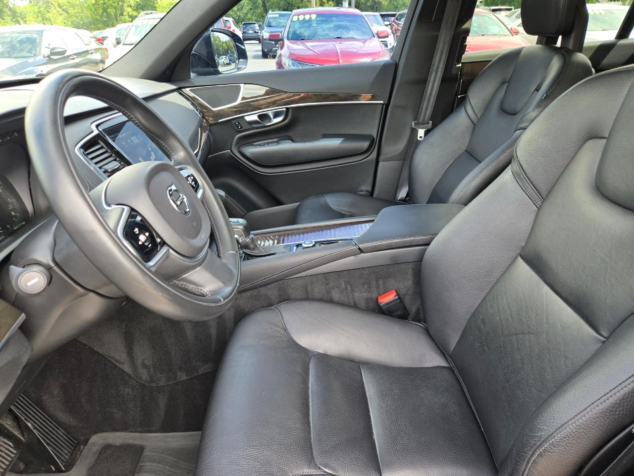 Volvo XC90 T6 AWD 7-Passenger Momentum 2018