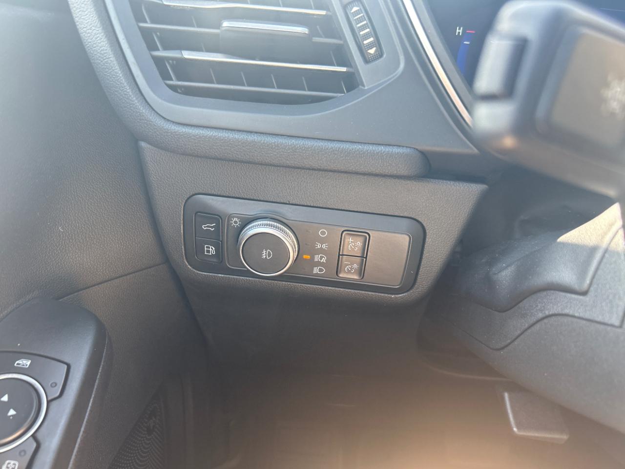 Ford Escape Titanium Hybrid FWD 2021