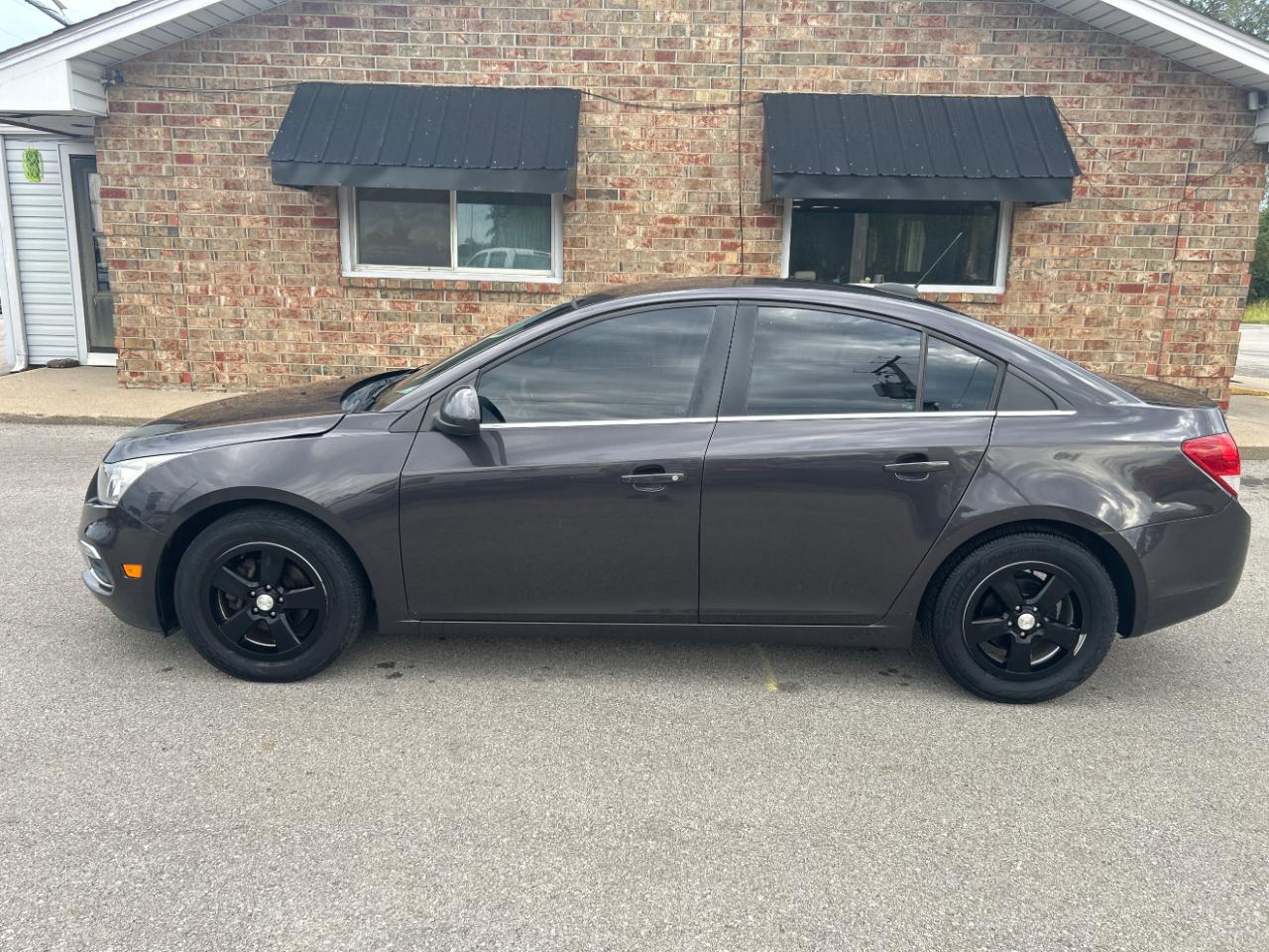 Chevrolet Cruze Limited 4dr Sdn Auto LT w/1LT 2016