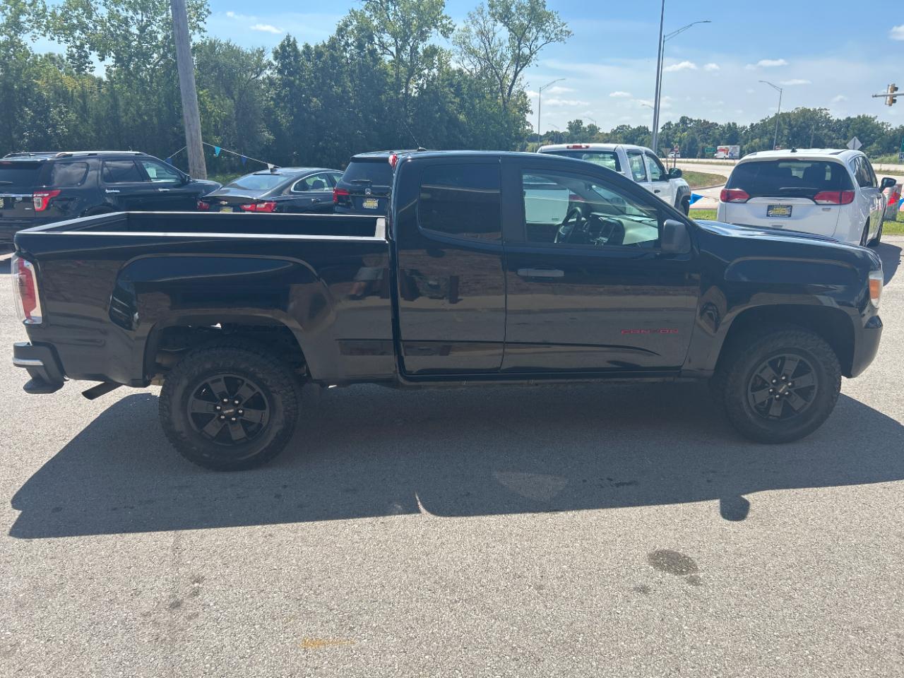 GMC Canyon 4WD Ext Cab 128.3" 2016