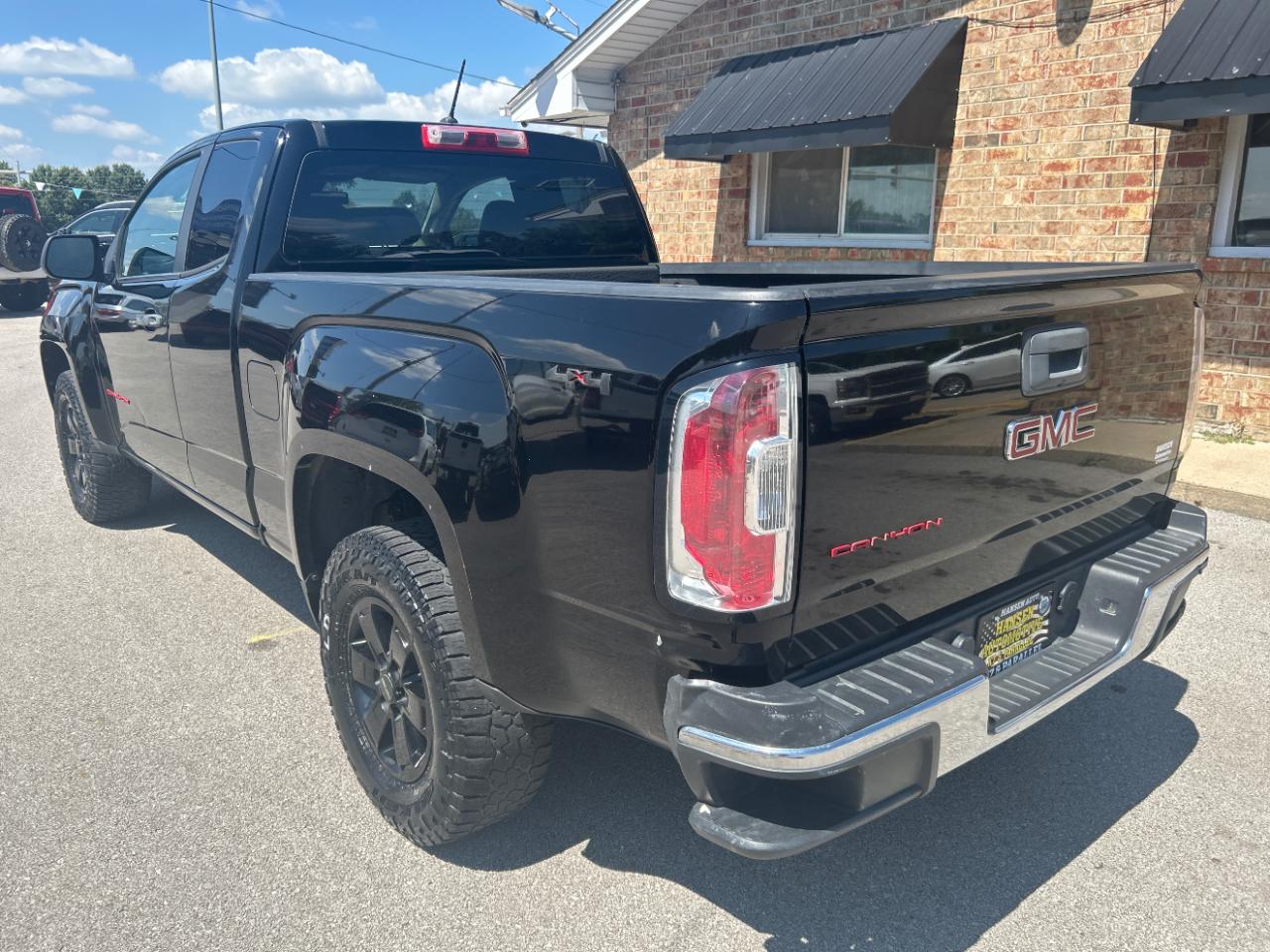 GMC Canyon 4WD Ext Cab 128.3" 2016