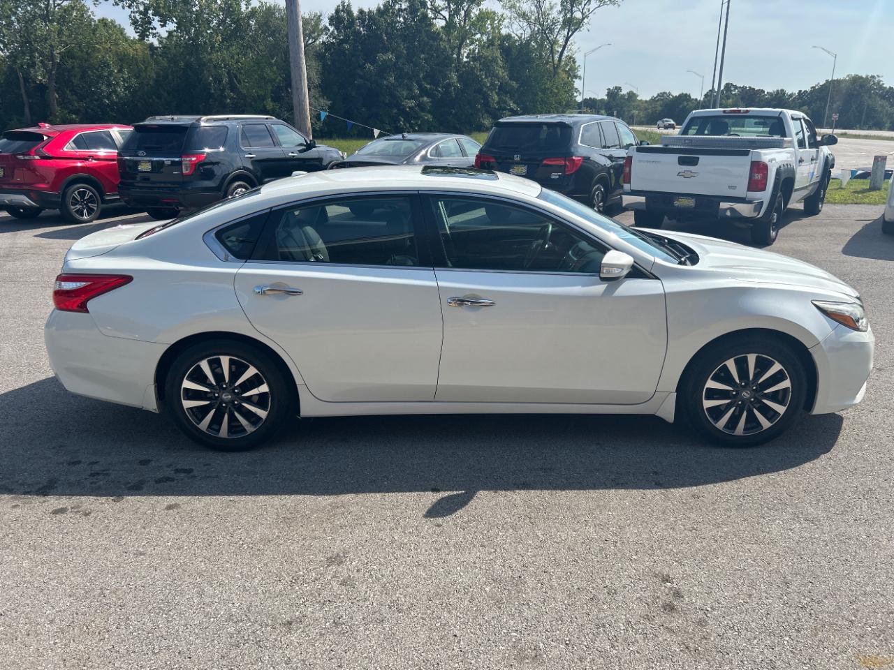 Nissan Altima 2.5 SL Sedan 2017