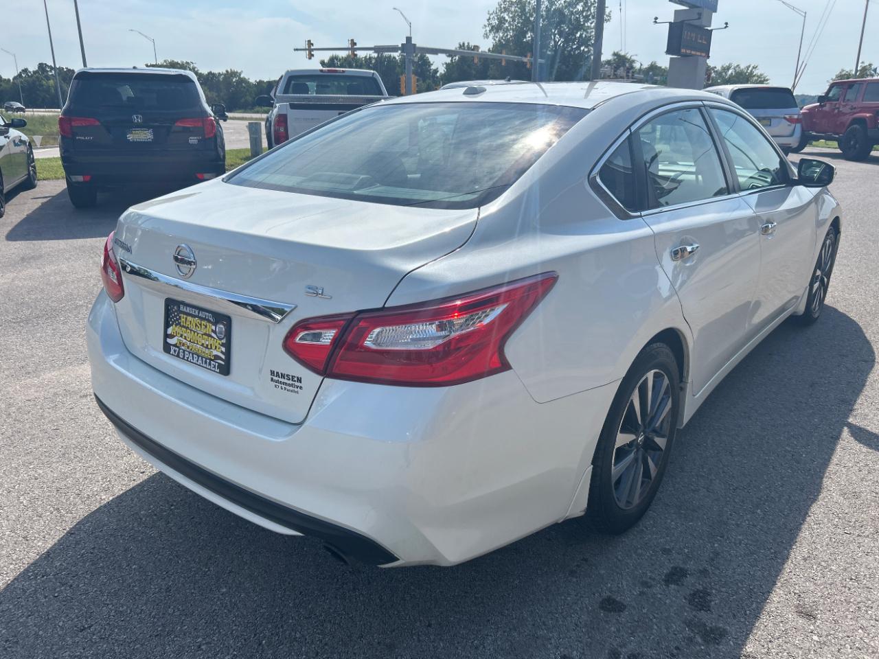 Nissan Altima 2.5 SL Sedan 2017